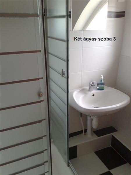 Marci Villa Pecs Room photo